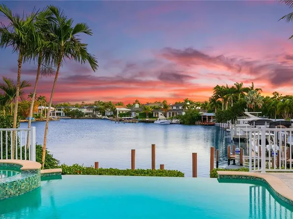 260 18th AVE S, NAPLES, FL 34102