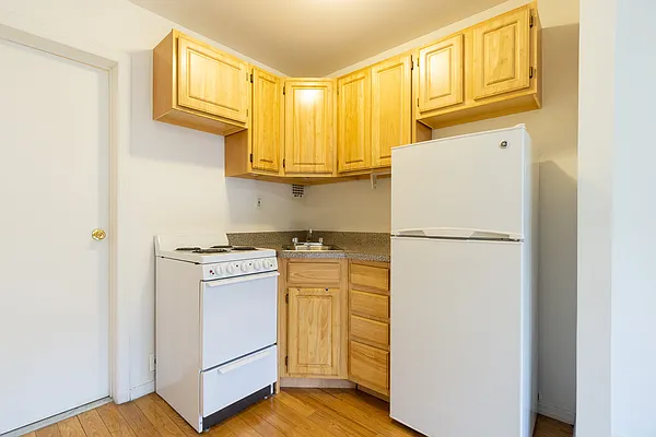 Rented by Compass | media 3