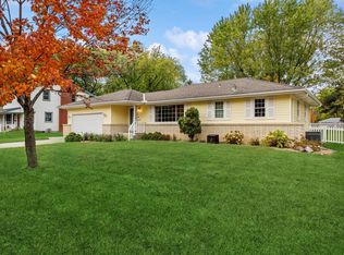 7625 Major Ave N, Brooklyn Park, MN 55443