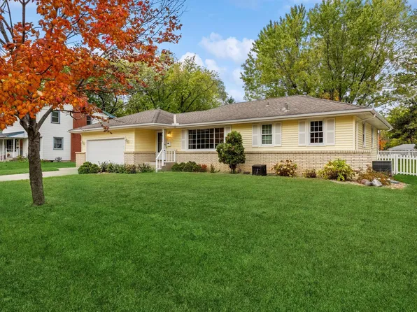 7625 Major Ave N, Brooklyn Park, MN 55443