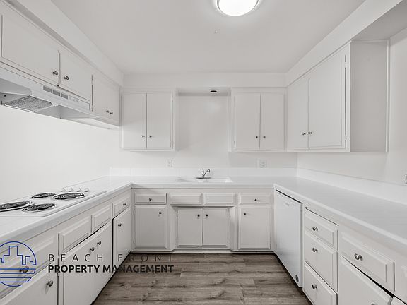 2nd image of 355 Coronado Ave APT 16