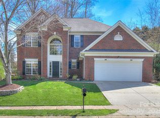 8414 Bampton Dr, Concord, NC 28027