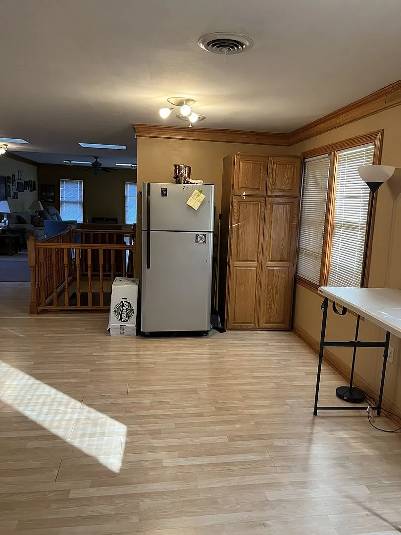 Fantastic 1 BR 2BA Home for Rent Near Brady Street — Photo 2