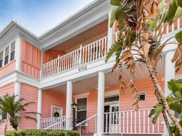 The Vinoy Courtyard Apartments