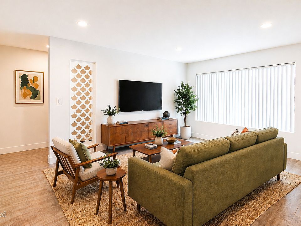1st image of 2233 S Ridgeley Dr #208-1/4