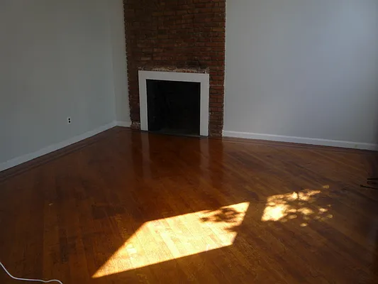 Rented by Picture Realty Inc. | media 19