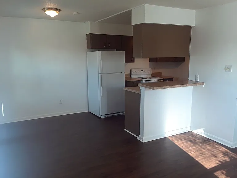1232 S Lynnhaven Pkwy — Photo 5
