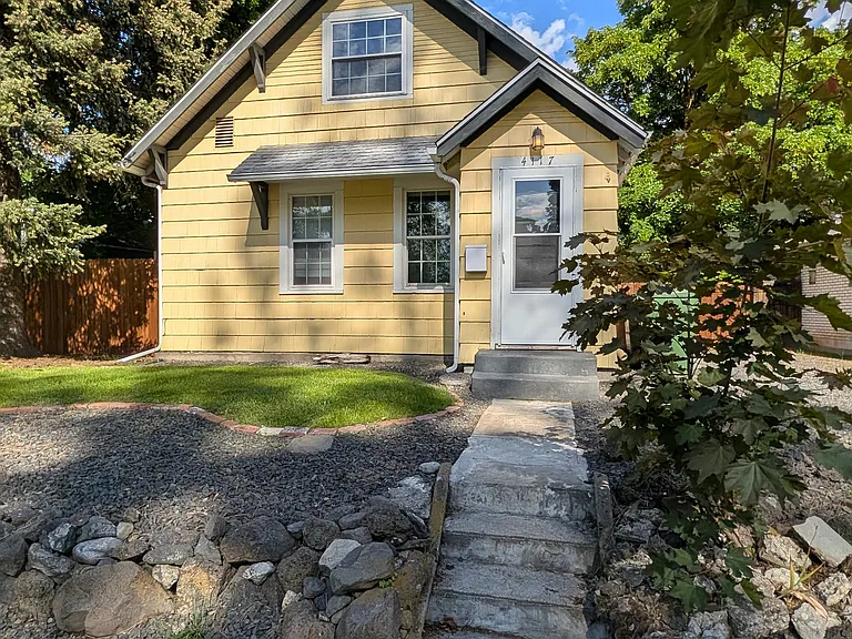 4117 S Grand Blvd — Photo 2