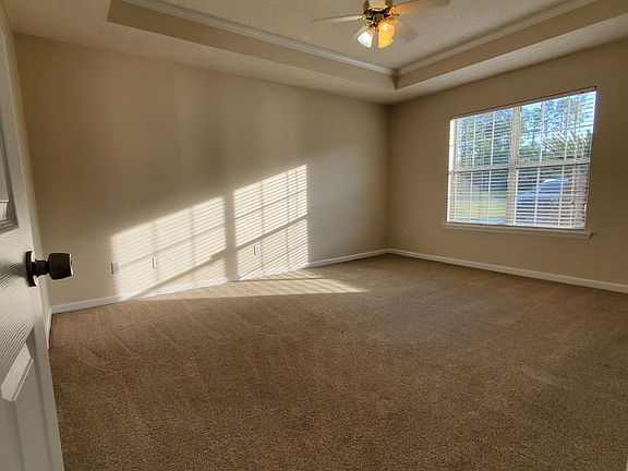 4th image of 4704 McAllister St