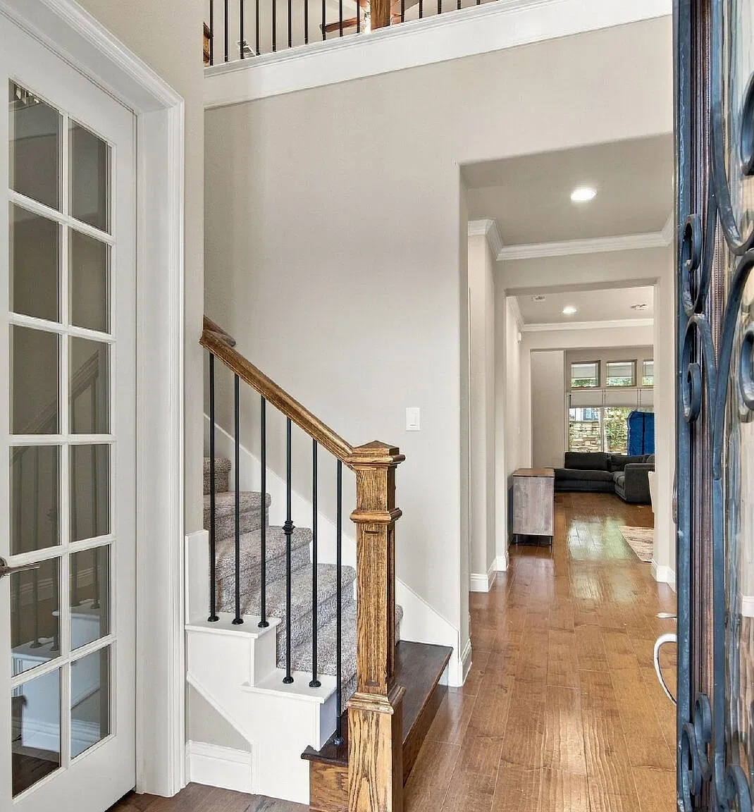 4 bed, 4.5 bath, 3498 sqft, $6,300 — Photo 4