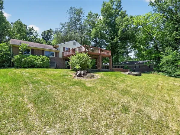204 Courthouse Rd, Blackstone, VA 23824
