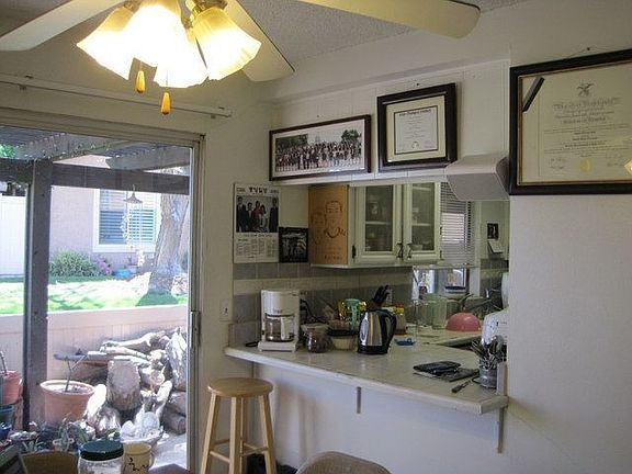 4th image of 26105 Rainbow Glen Dr