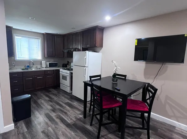 (undisclosed Address), Oakland, CA 94602