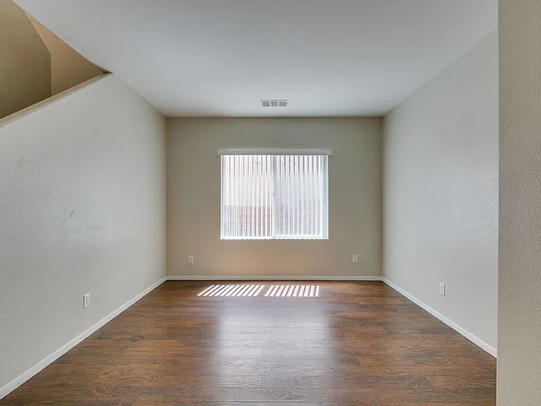 2925 Dowitcher Ave — Photo 41