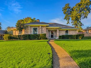 806 Village Green Dr, Rockwall, TX 75087