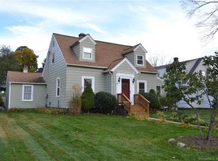 328 Wakelee Ave, Ansonia, CT 06401