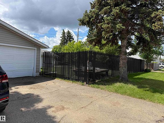 5th image of 5630 A St #48