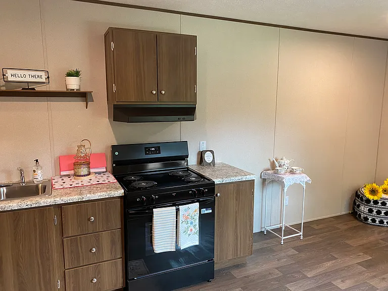 4852 County Road 1142 — Photo 16