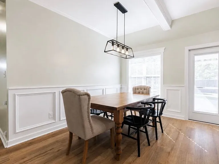 901 Sugarberry Dr — Photo 6
