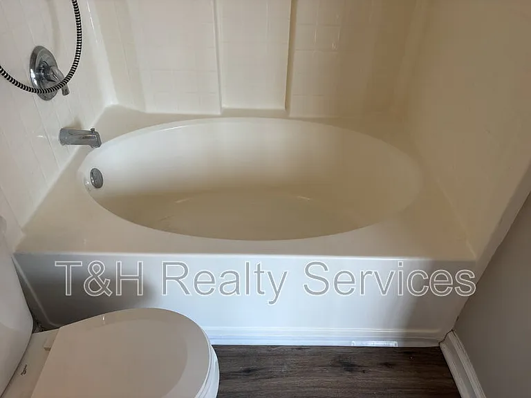6682 Dunsdin Dr — Photo 21