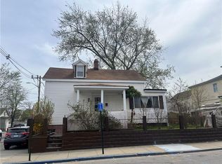 166 Gallup St, Providence, RI 02905