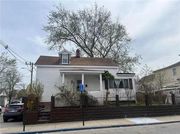 166 Gallup St, Providence, RI 02905