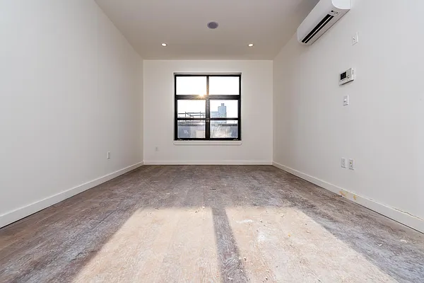 Rented by Nooklyn NYC LLC | media 135