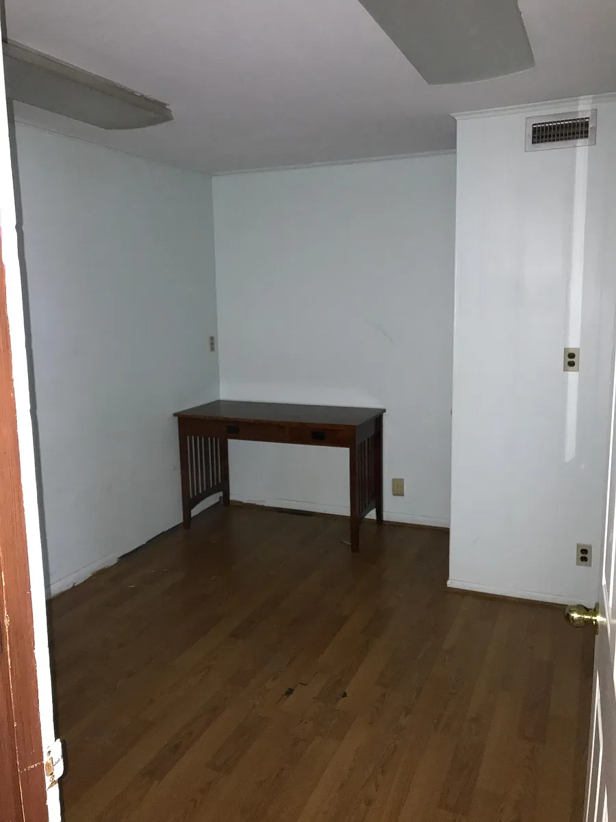 Bed room - 1500 Keeble St #A