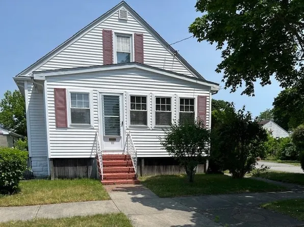 24 Metcalf St, New Bedford, MA 02745