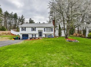 17 Pemberton Rd, Nashua, NH 03063