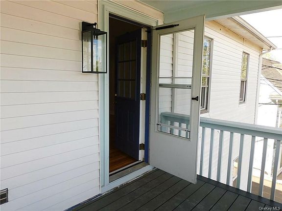 5th image of 440 Piermont Ave #D