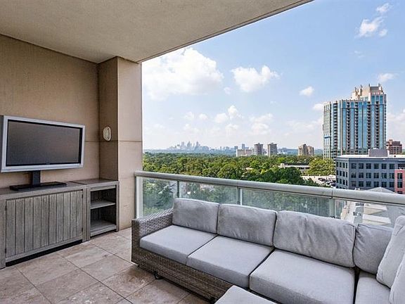 2nd image of 2881 Peachtree Rd NE APT 1005