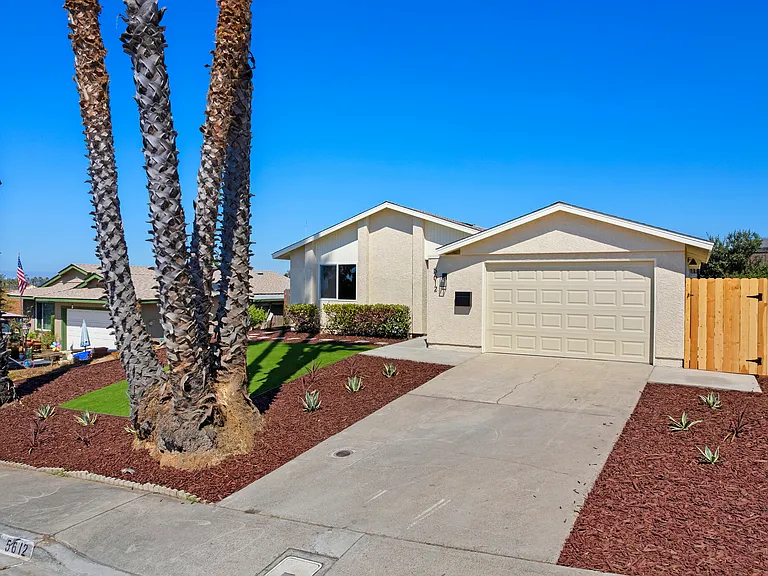 5612 Zircon St — Photo 1