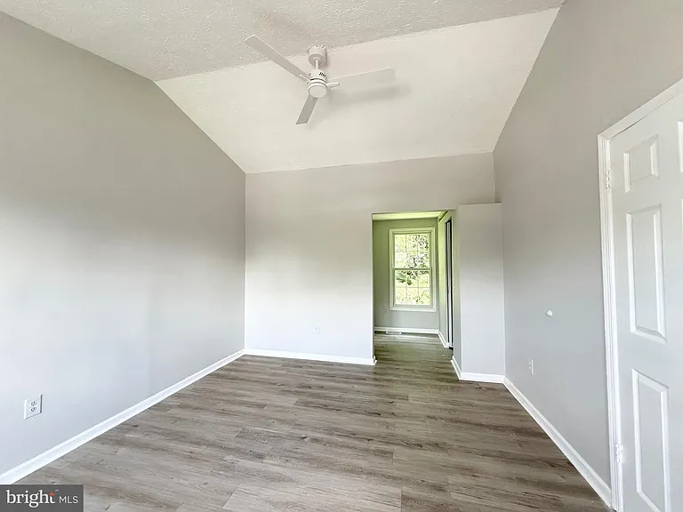 2 Cinnabar Ct — Photo 10