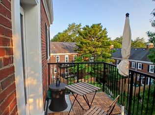 4724 29th St S APT C1, Arlington, VA 22206