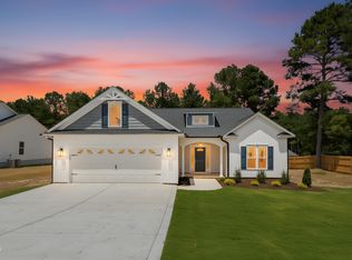 776 Shadetree Rd, Benson, NC 27504