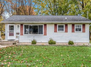 600 Giles St, Saint Johns, MI