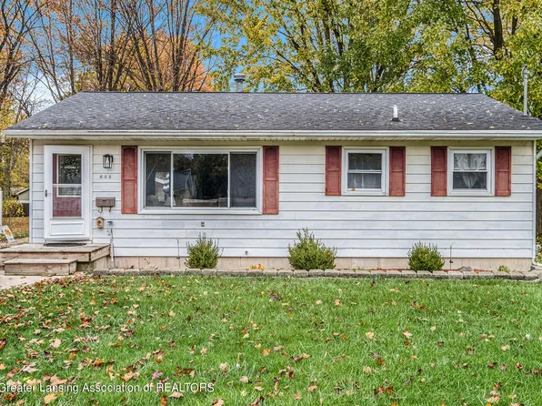 600 Giles St, Saint Johns, MI 48879