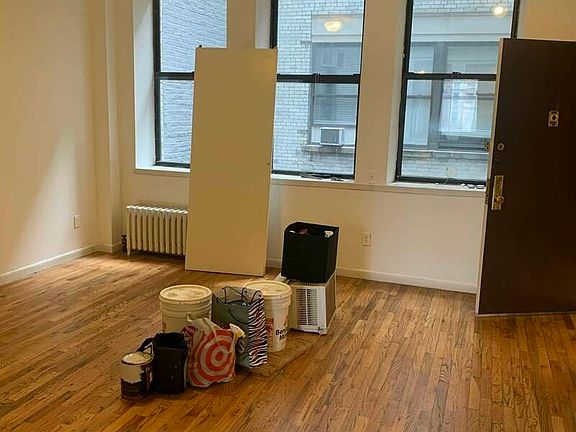 5th image of 114 E 28th St #5B
