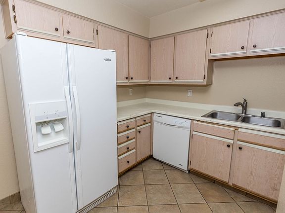 5th image of 3151 Soaring Gulls Dr Unit 2012