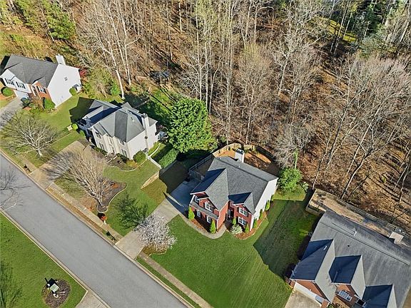 3rd image of 4405 Red Rock Point