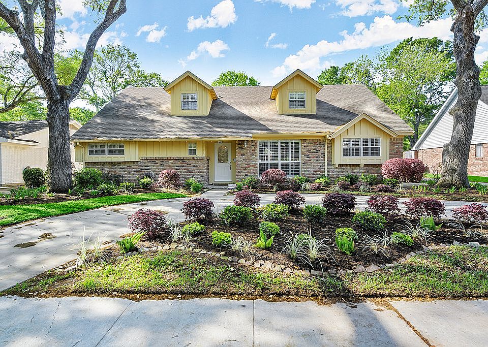 1st image of 7819 Braesdale Ln