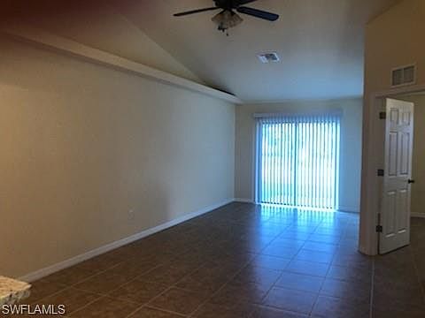 4th image of 715 SE 7th St #717