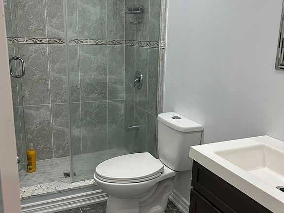 5th image of 9 Avenue Nolan Dr