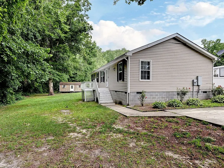 9431 Jenkins Ln — Photo 3