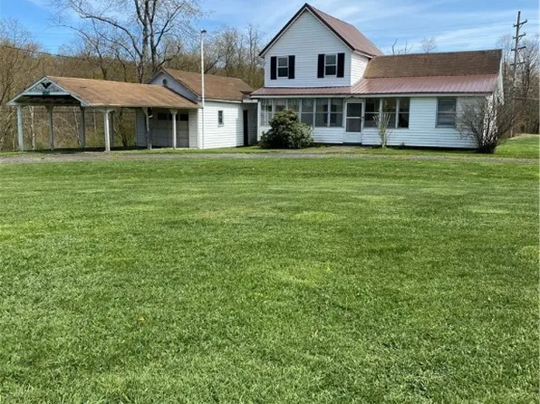 2722 State Route 8, Titusville, PA 16354