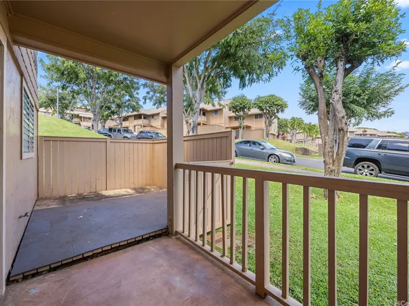 98-1372 Koaheahe Pl #18168, Pearl City, HI 96782