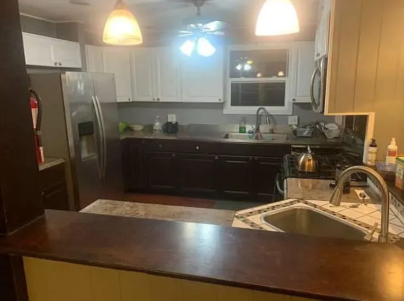 Single room for rent in Waiakea near UH Hilo KTA, Mall — Photo 3