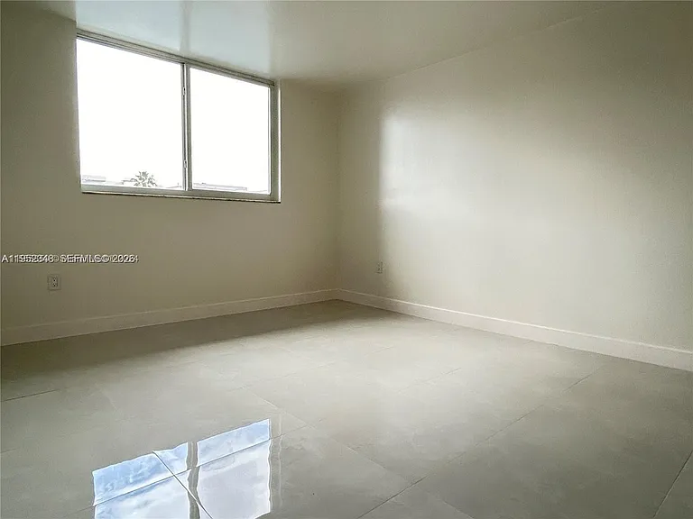 3550 NE 169th St #304 — Photo 21