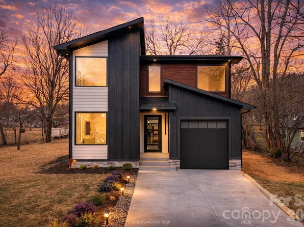 211 Ruby Ave, Black Mountain, NC 28711